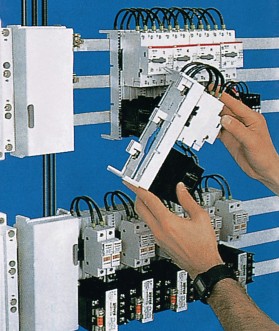 先進(jìn)的控制系統(tǒng)(先進(jìn)的控制系統(tǒng)，)